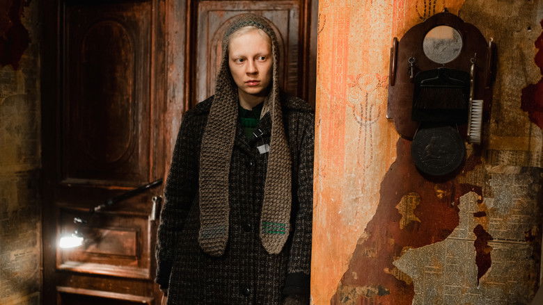 кадр из фильма Дылда