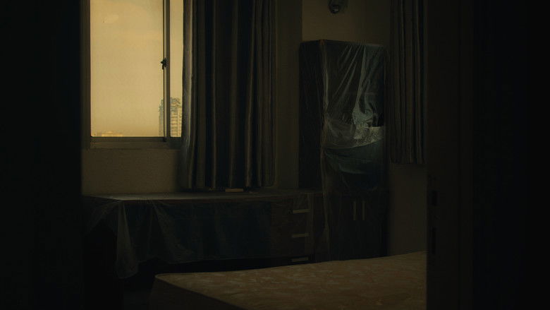 кадр из фильма Cuối giường dậy lên một tiếng gọi