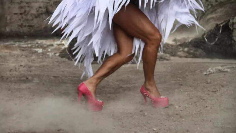 кадр из фильма Cruising in High Heels