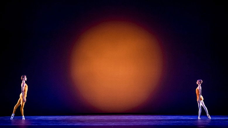 кадр из фильма Concerto / Enigma Variations / Raymonda Act III (Royal Ballet)