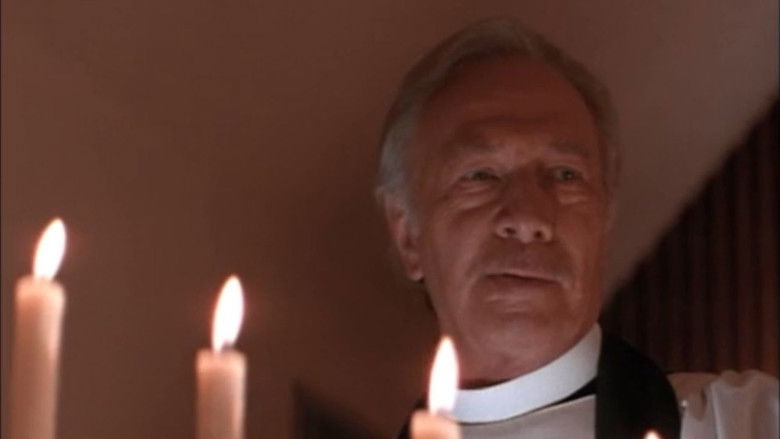 кадр из фильма Скелеты