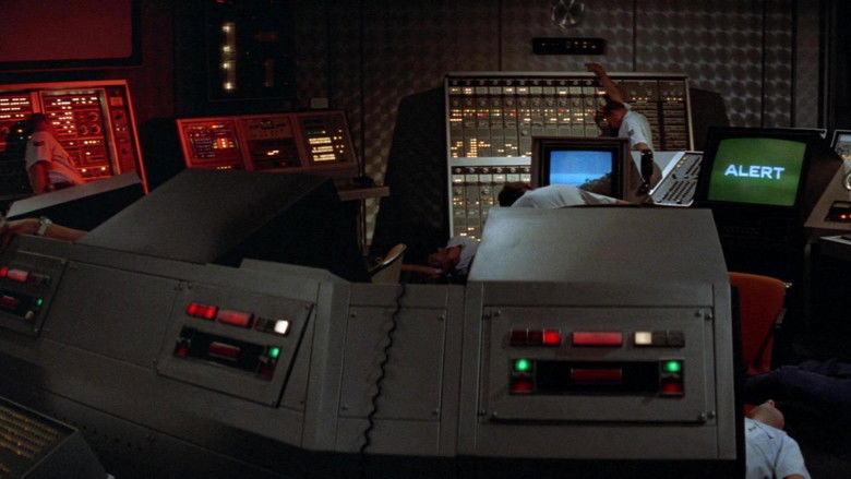 кадр из фильма Рой