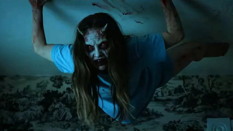 кадр из фильма Insidious Possession