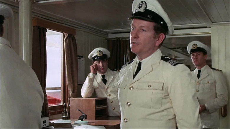 кадр из фильма Путешествие отверженных