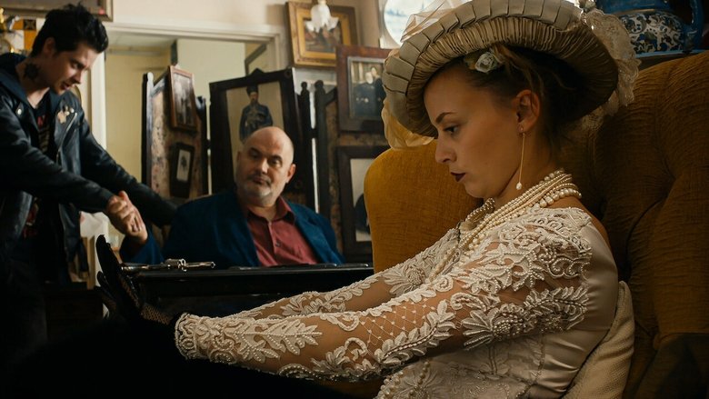 кадр из фильма Петербург. Только по любви