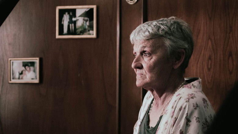 кадр из фильма Rojo Carmesí