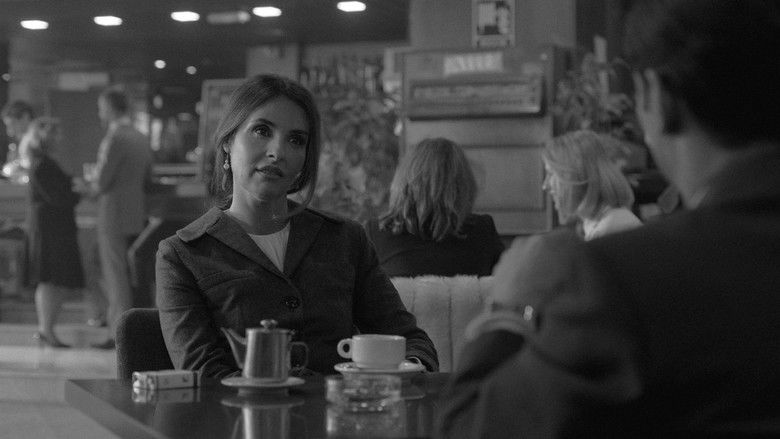 кадр из фильма Крах: начало