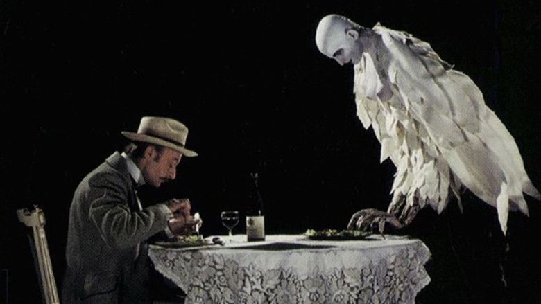 кадр из фильма Гарпия