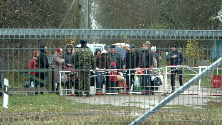 кадр из фильма Where the World Ends