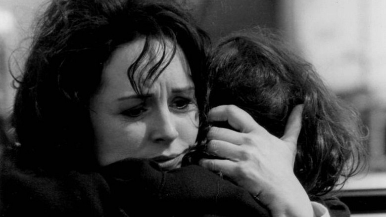 кадр из фильма A Mother's Right: The Elizabeth Morgan Story