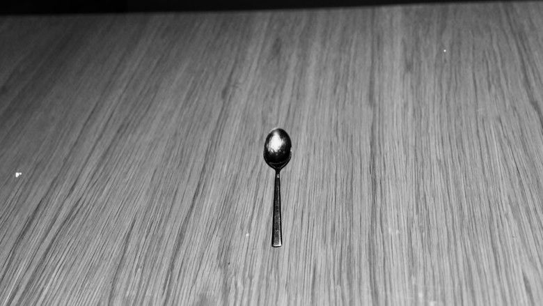 кадр из фильма The Spoon