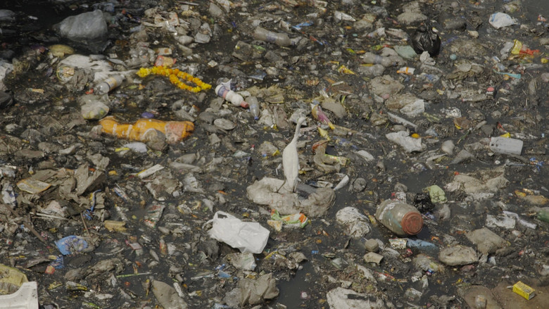 кадр из фильма Garbage Ho!