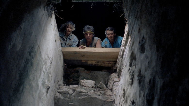 кадр из фильма Ladrones de tumbas