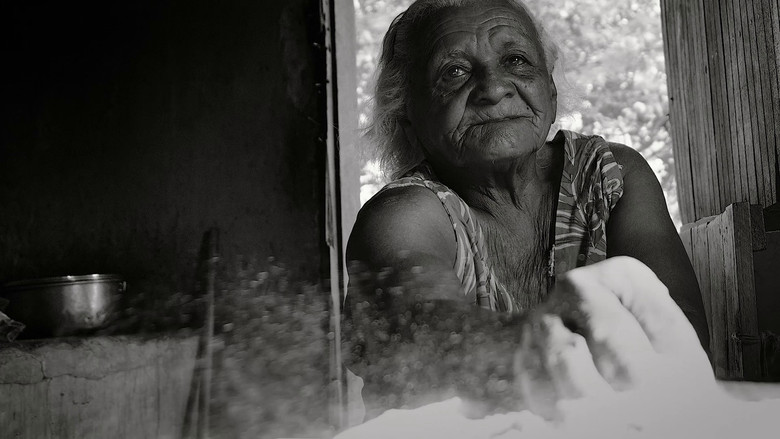 кадр из фильма Mãe Santíssima