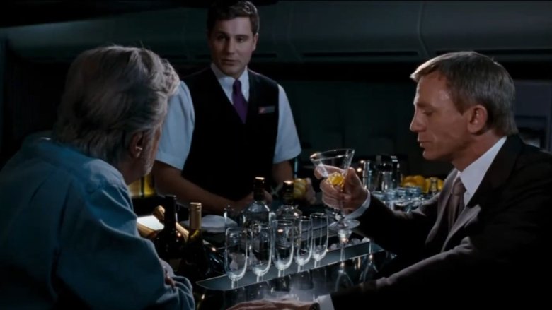 кадр из фильма 007: Квант милосердия