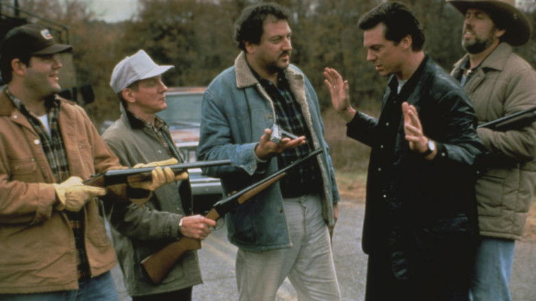 кадр из фильма Успеть до полуночи: Беготня