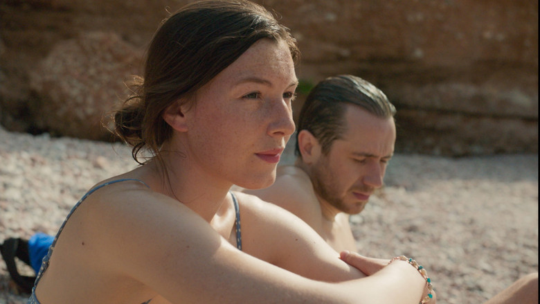 кадр из фильма Женщина на море