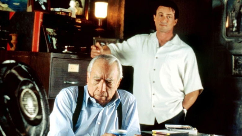 кадр из фильма Ангел мести