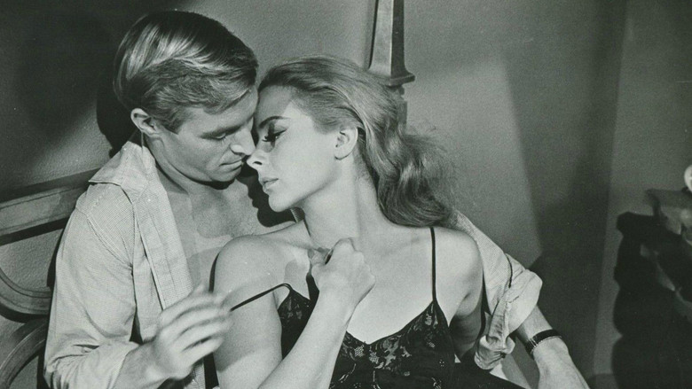 кадр из фильма Youngblood Hawke