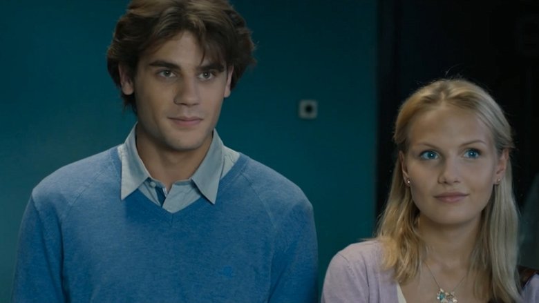 кадр из фильма Владение 18