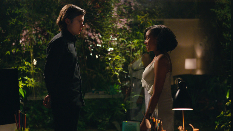 кадр из фильма Весь этот мир