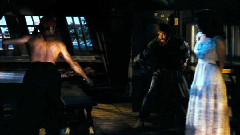 кадр из фильма Черный лебедь