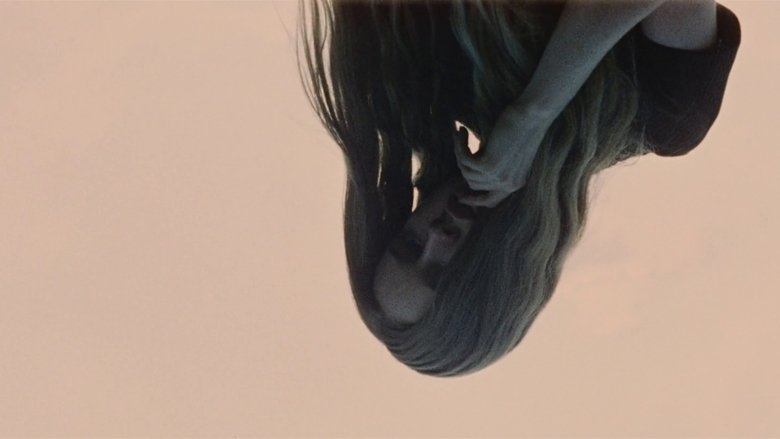 кадр из фильма Что они сделали с Соланж?