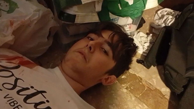 кадр из фильма Cómo NO detener una hemorragia