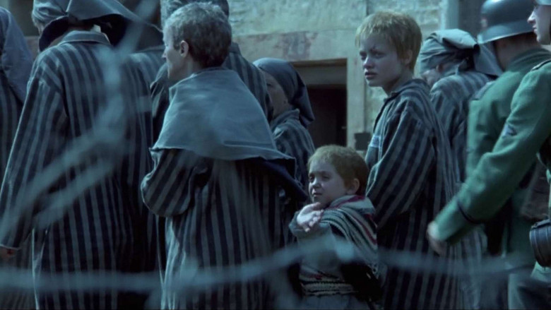 кадр из фильма Закон противоположностей