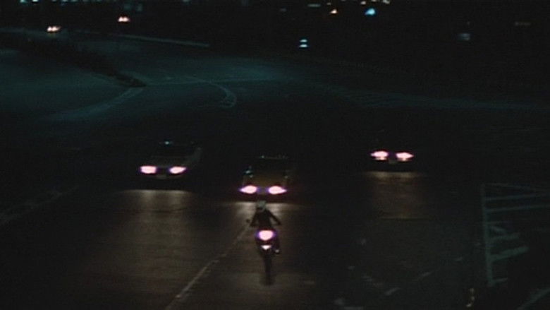 кадр из фильма ヘアピン・サーカス