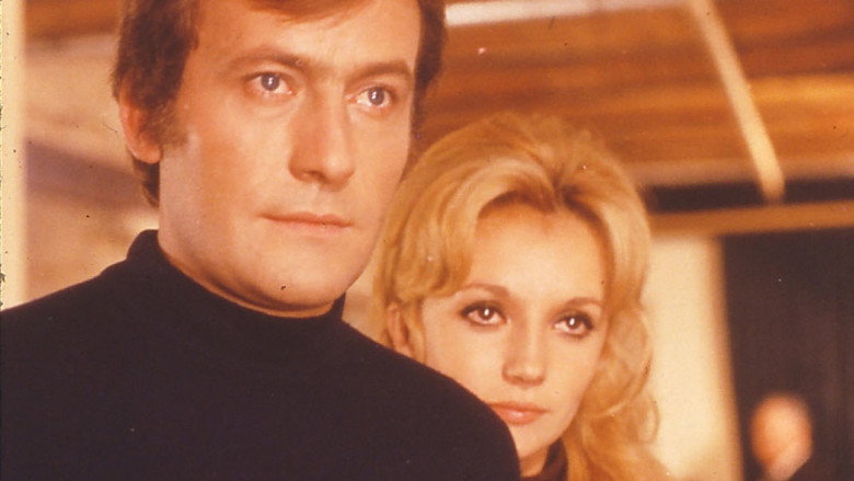 кадр из фильма Пусть зверь умрет