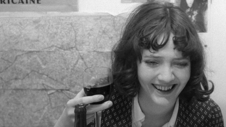 кадр из фильма Тихие дни в Клиши