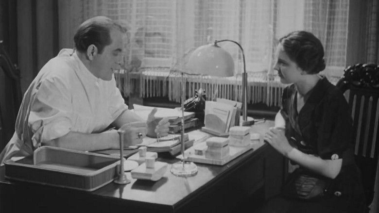 кадр из фильма Обыкновенный фашизм