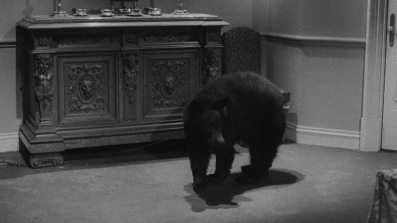 кадр из фильма Ангел-истребитель