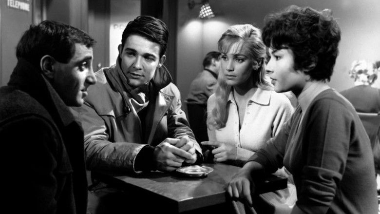 кадр из фильма Les Dragueurs