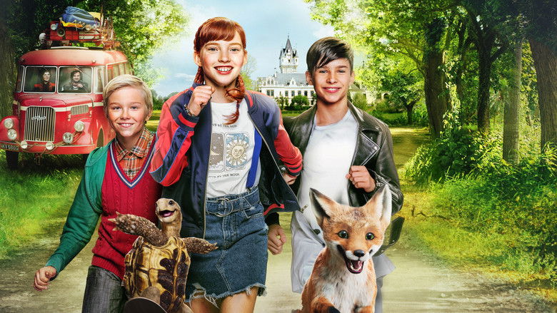 кадр из фильма Школа магических зверей