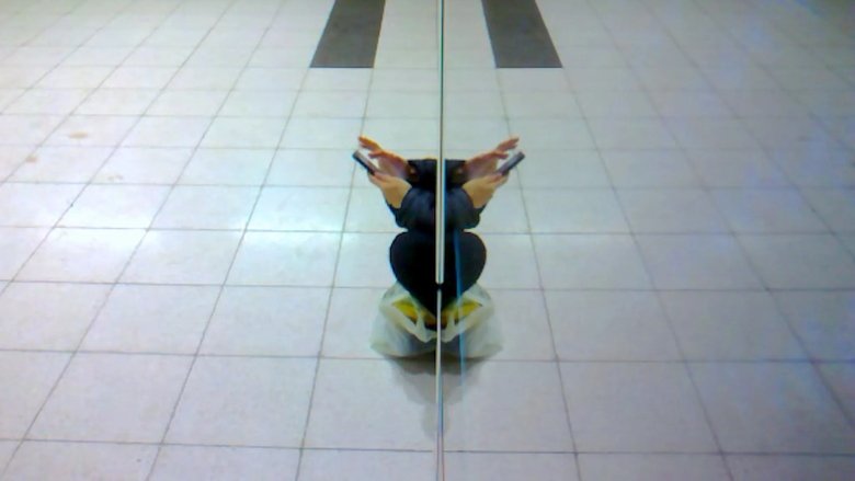 кадр из фильма Kukaan ei katso sinua silmiin