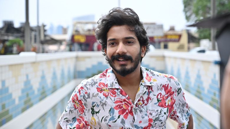 кадр из фильма ദേര ഡയറീസ്