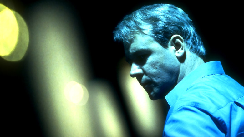 кадр из фильма Свой человек