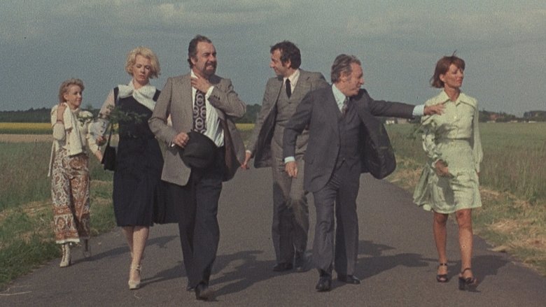 кадр из фильма Скромное обаяние буржуазии