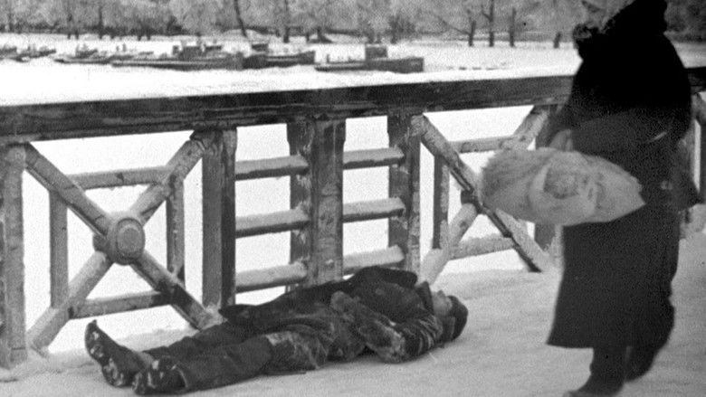 кадр из фильма Leningrad. Stimmen einer belagerten Stadt