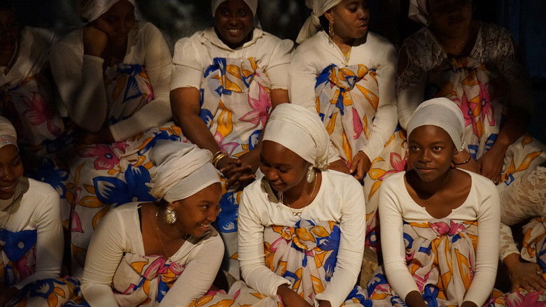 кадр из фильма Zanatany, L'empreinte des linceuls esseulés