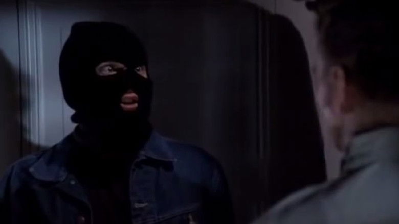 кадр из фильма Они играют с огнём