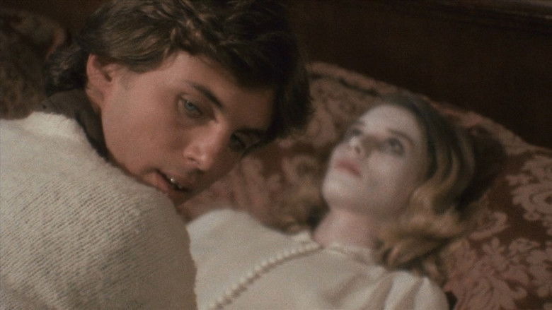 кадр из фильма За пределами тьмы