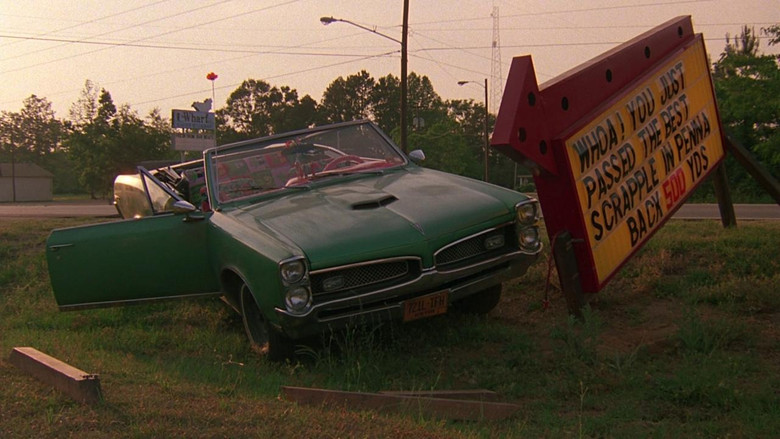 кадр из фильма Дикая штучка