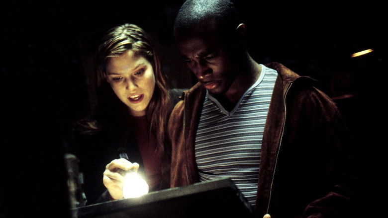 кадр из фильма Дом ночных призраков