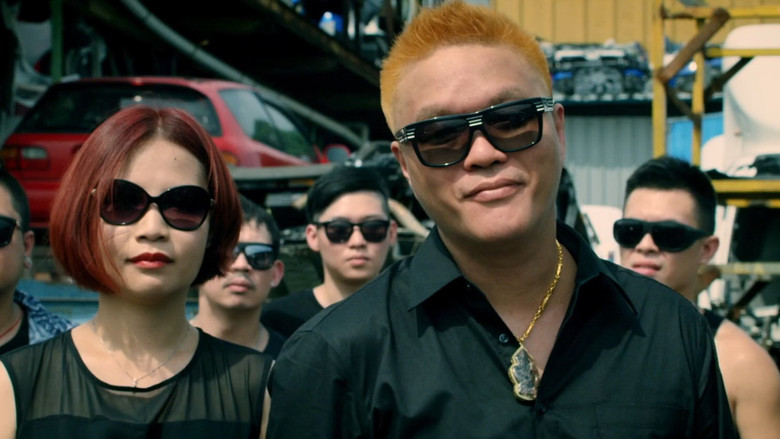 кадр из фильма Под прикрытием: Удар и пистолет