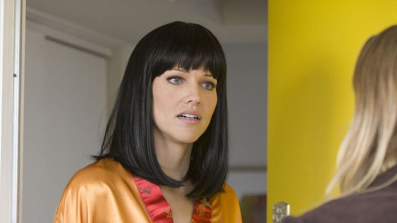 кадр из фильма Латекс