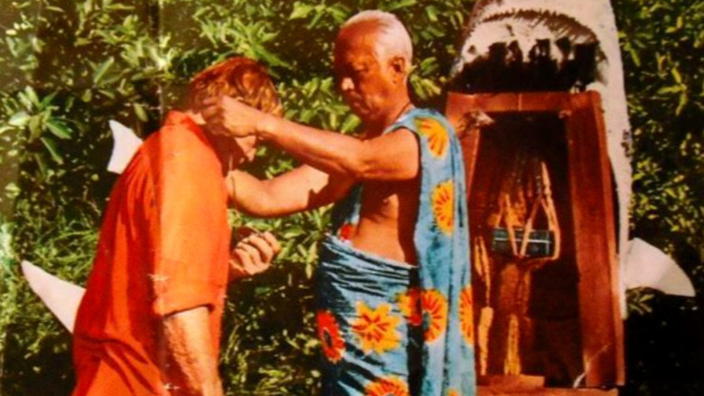 кадр из фильма Челюсти смерти