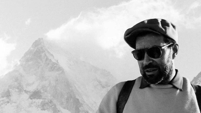 кадр из фильма La Traccia di Toni – Toni Gobbi da cittadino a guida alpina